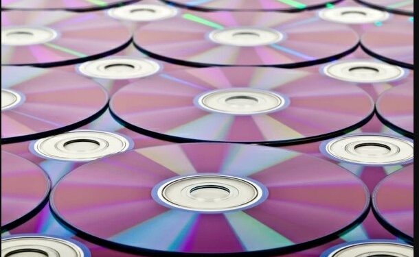 Recalling the Nostalgic Experience of Burning Files to CDs