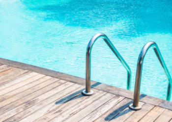 four seasons pool care