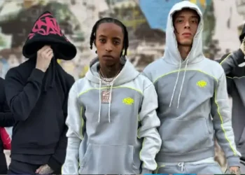 The Charm of Syna World Hoodies: A Mix Of Fashion